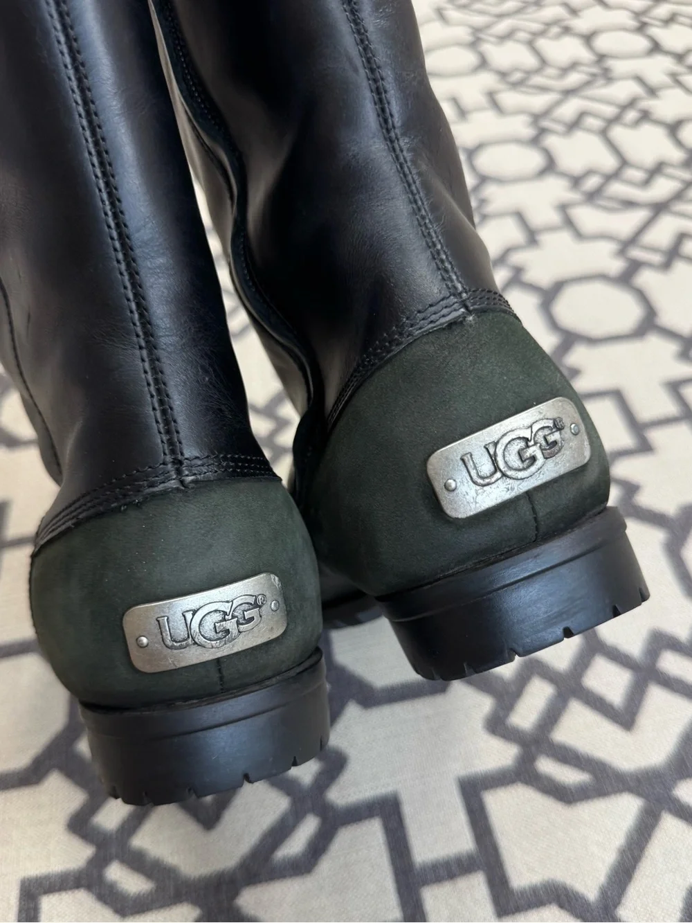 UGG Barolo Black Leather Shearling Lined Knee High Boots Women’s US 8 EU 39